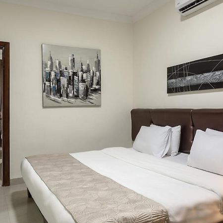360 Hotel By Fhm Amman Bagian luar foto