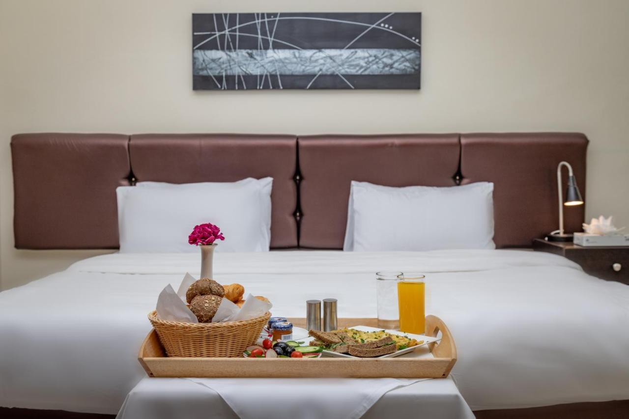 360 Hotel By Fhm Amman Bagian luar foto
